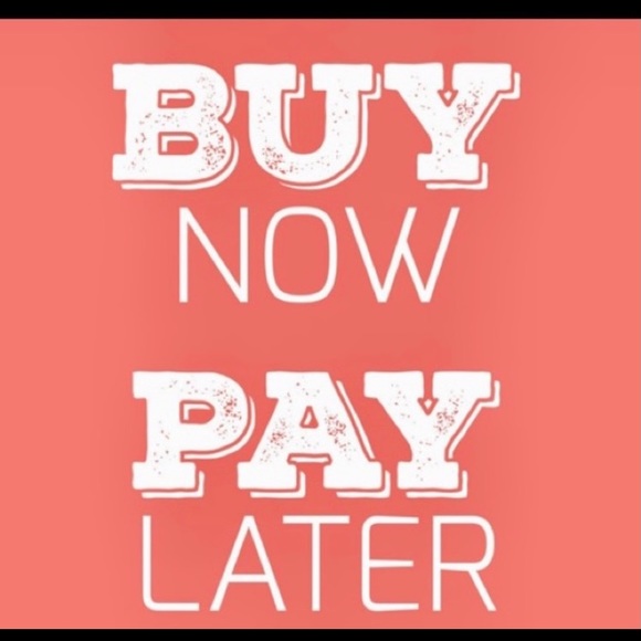 Blooming rose solitaire engagement ring - Picture 7 of 9